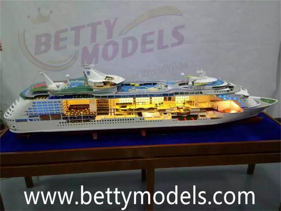 Mariner of the Seas Cruise Ship Models